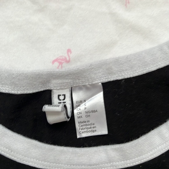 Black and white short sleeve shirt - Picture 2 of 2